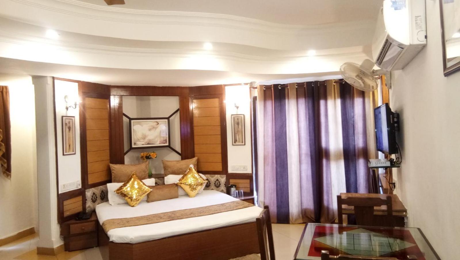 Hotel Banjara Бхопал Екстер'єр фото